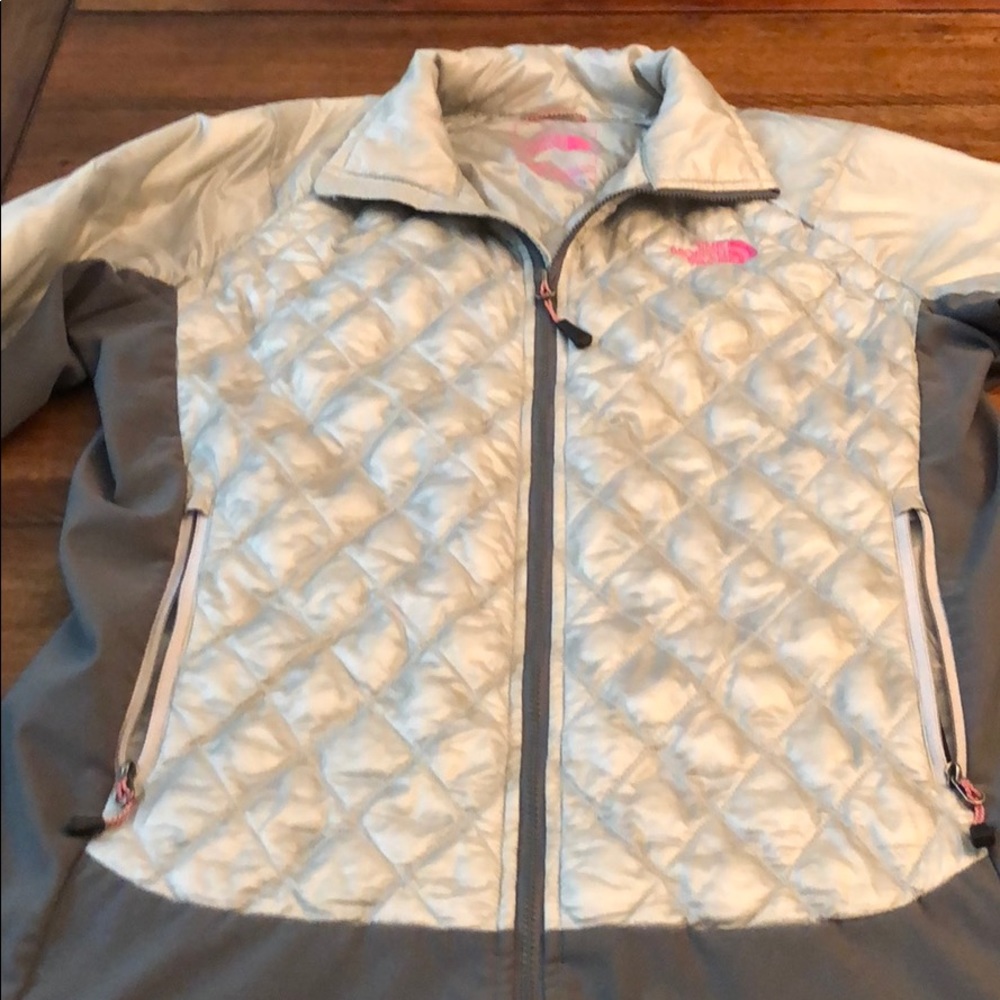Grey light weight Northface coat